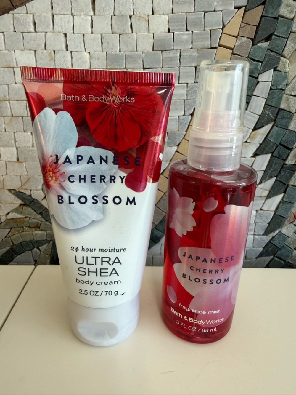 Bath and body works body cream and mist combo